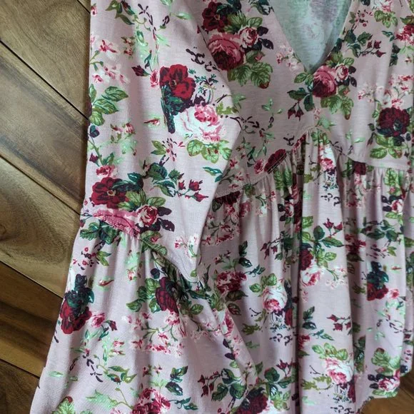 π 4 for $25 π Pink Floral Boho Bell Sleeve Babydoll Top Women's Size Small - Picture 4 of 9